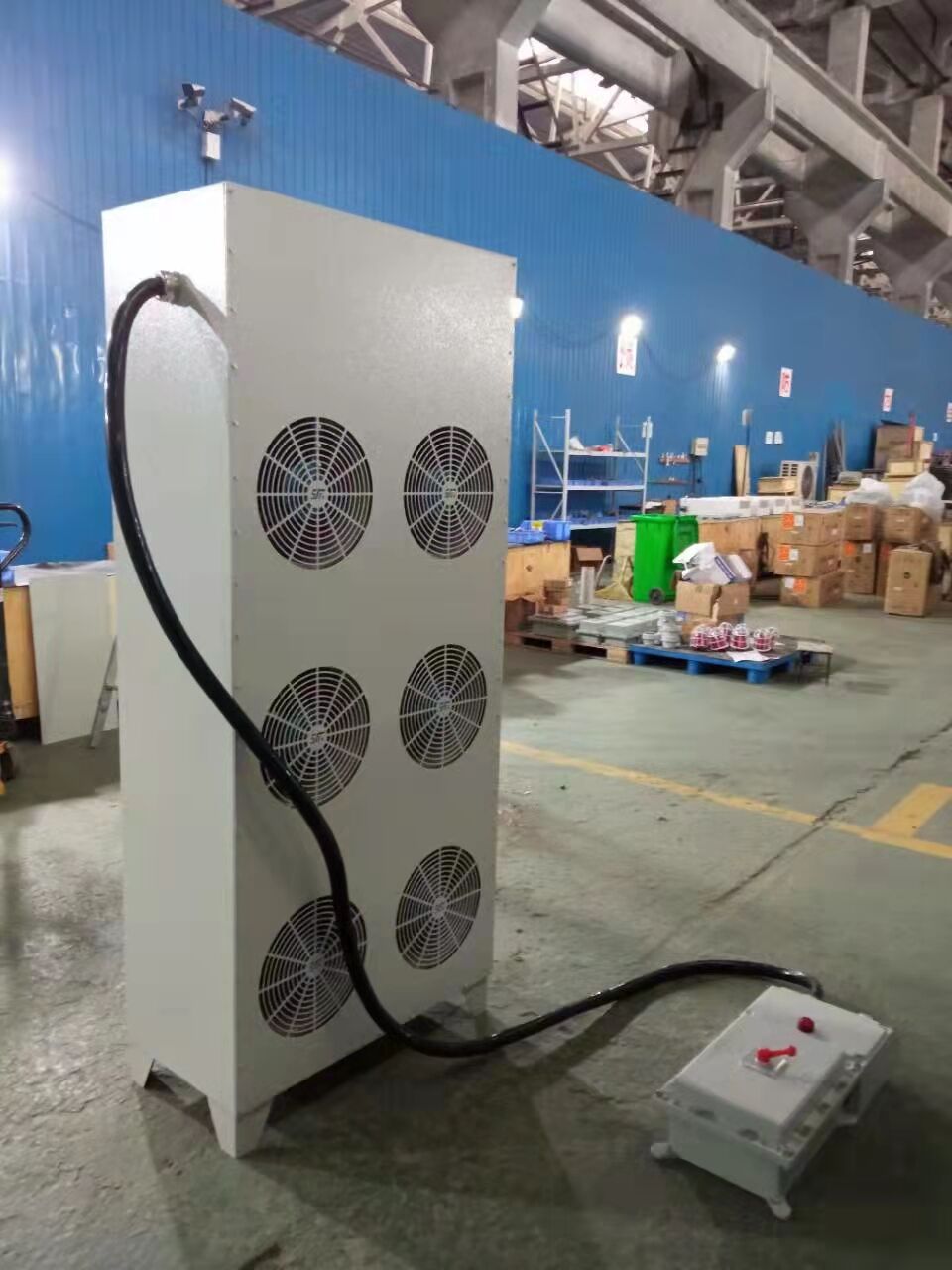 �괨��ʽ����ů�L�C�ľS�o�l����Σ�