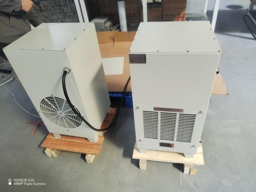 �ϴ�����ů�L�C_660v����ů�L�C